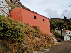 Exterior - Presa La Encantadora (Vallehermoso)