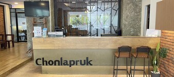 Chonlapruk Lakeside Hotel