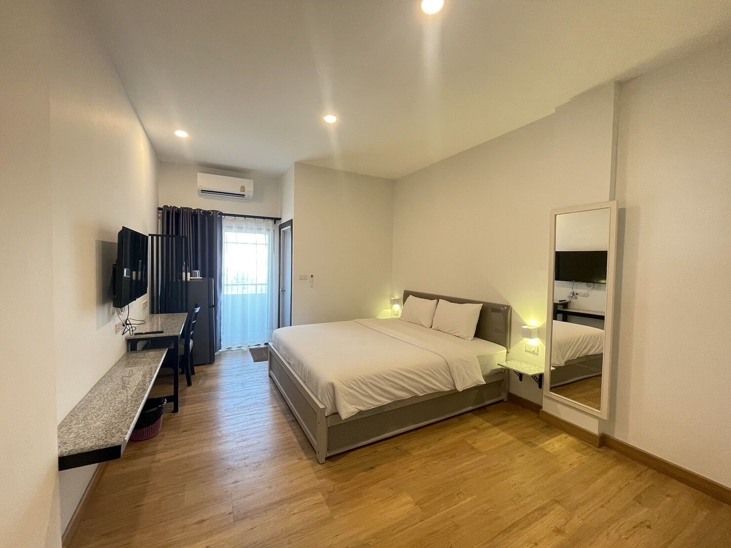 Standard Double Room, 1 King Bed | Room amenity