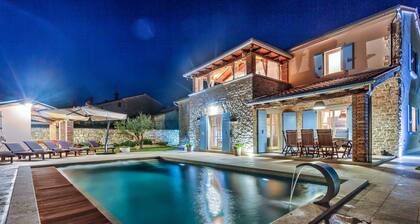 Villa Sensol - for ten guests with a pool, close to beach by MyWaycation