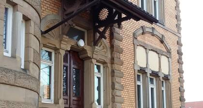 Sonniges Apartment in Jugendstilvilla im Ludwigsburger Süden