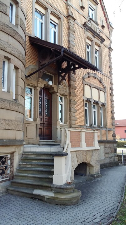 Sunny apartment in an Art Nouveau villa in the south of Ludwigsburg