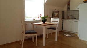 تناول الطعام