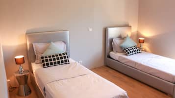 4 bedrooms, iron/ironing board, travel crib, free WiFi