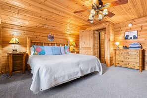 6 chambres, fer et planche à repasser, lit parapluie, Wi-Fi gratuit