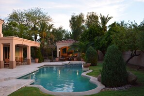 Piscina externa, piscina aquecida