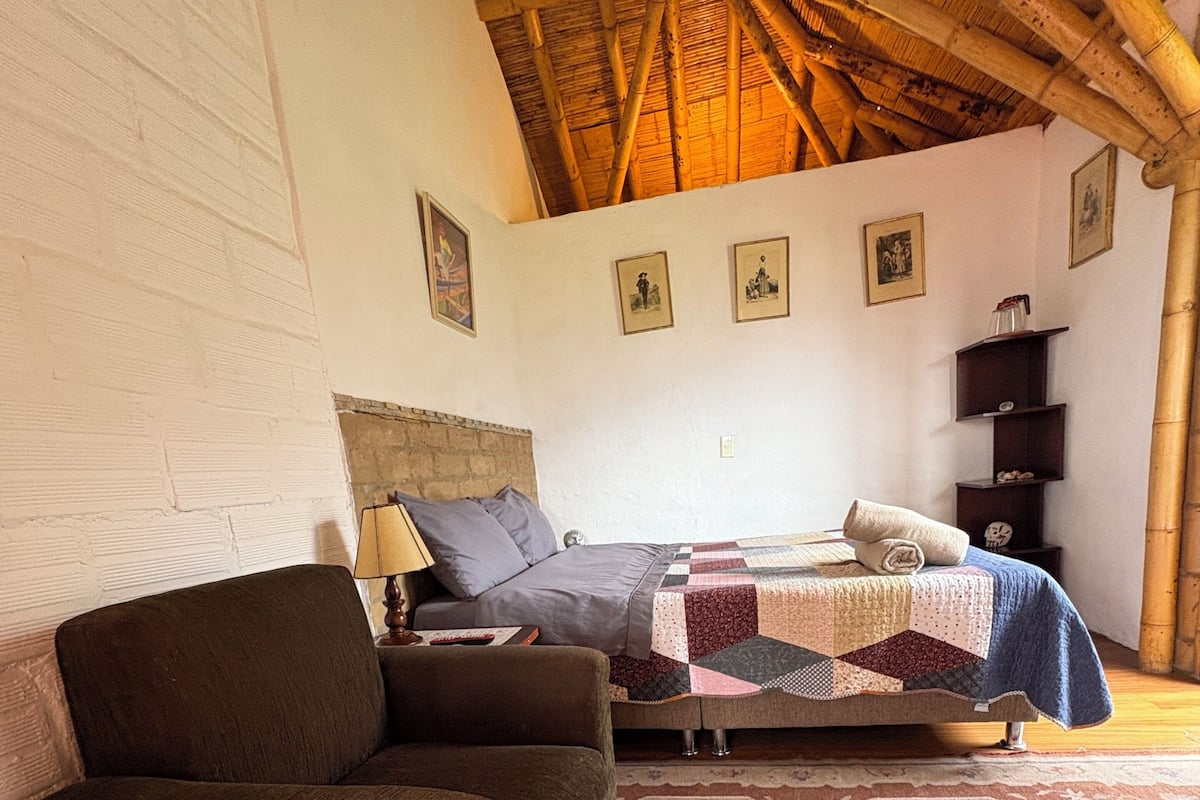 Habitación doble Royal | 1 habitación, tabla de planchar con plancha, wifi gratis y ropa de cama