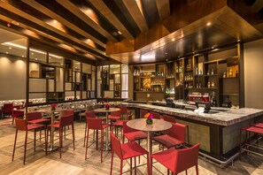 Bar (on property) - Hilton Garden Inn Bogota Airport (Bogotá)