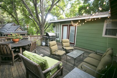 Heart of SoCo Private Suite: Uncommon Luxury, Unbeatable Location, Unusual Value