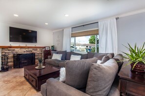 TV, fireplace, video games, DVD player