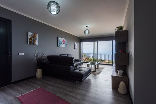 Super OCEAN VIEWS - moderne 2-Bettwohnung mit stilvoller Einrichtung