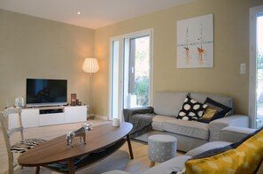 Smart-TV, Stereoanlage
