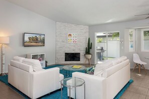 Smart TV, chimenea y servicios de streaming 