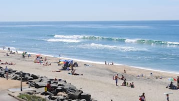 Sun loungers, beach towels