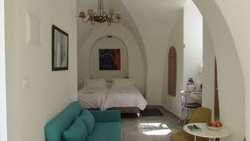 Studiosvit - terrass | Vardagsrum | Platt-tv