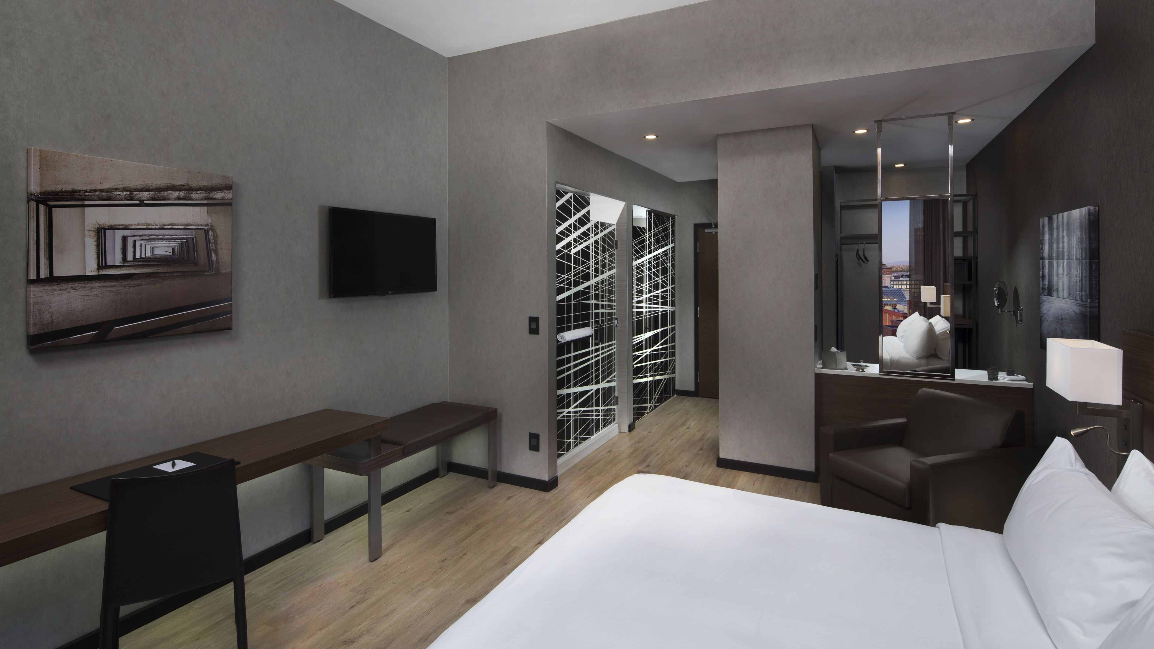 room, 1 king bed | in-room safe, desk, iron/ironing board, free cots/infant beds