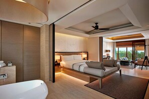 Suite, 1 Bedroom, Non Smoking, Garden View (Balcony) | 1 bedroom, Egyptian cotton sheets, premium bedding, pillowtop beds