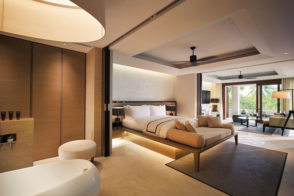 Egyptian cotton sheets, premium bedding, pillow-top beds, minibar