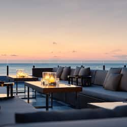 6 restaurants, breakfast, lunch, dinner served; local cuisine
