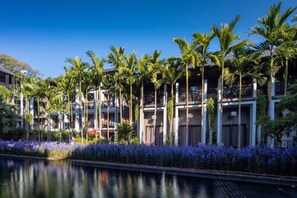 Outdoor pool, open 6:00 AM to 8:00 PM, pool umbrellas, pool loungers - Chala Number 6 Hotel (Chiang Mai)