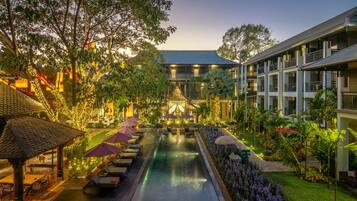 Front of property - evening/night