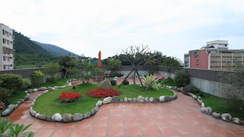 Khuôn viên nơi lưu trú