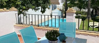 CASA ANA: Très calme avec jardin et piscine au relax