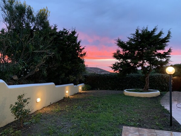 Property grounds - SPECIAL EDITION 2020 - BEAUTIFUL EXCLUSIVE VILLA WITH PRIVATE VILLAGE POOL (Stintino)