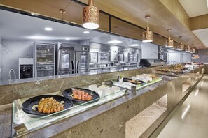 Daily buffet breakfast (KRW 16500 per person) - Park Hotel Yeongdeungpo Seoul (Seoul)