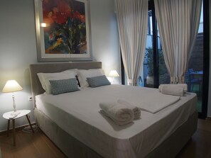 1 chambre, fer et planche à repasser, Wi-Fi gratuit, draps fournis