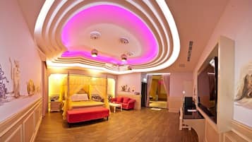 Luxury Double Room (VIP) | Minibar, desk, blackout drapes, free WiFi