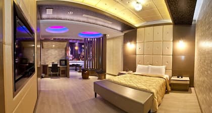 Wei Feng Exquisite Hotel Nanzi Branch