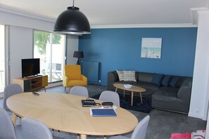 Televisión y libros 