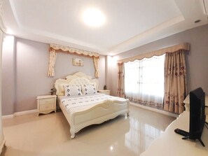 Villa, 4 Schlafzimmer, eigener Pool