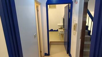 Double Room | Individually decorated, individually furnished, blackout drapes