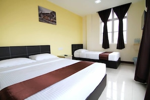 Family Room - Sg Pelek Hotel (Sungai Pelek)