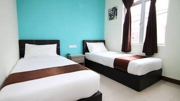 Twin Room | Desk, iron/ironing board, free WiFi