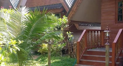 Himawari Restaurant & Cottage