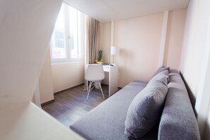 Family Double Room | Living area | 25-inch flat-screen TV with digital channels, TV - Emily Rooms (Sanremo)