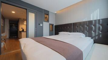Habitación doble superior | Ropa de cama de alta calidad, edredón y camas con efecto memoria