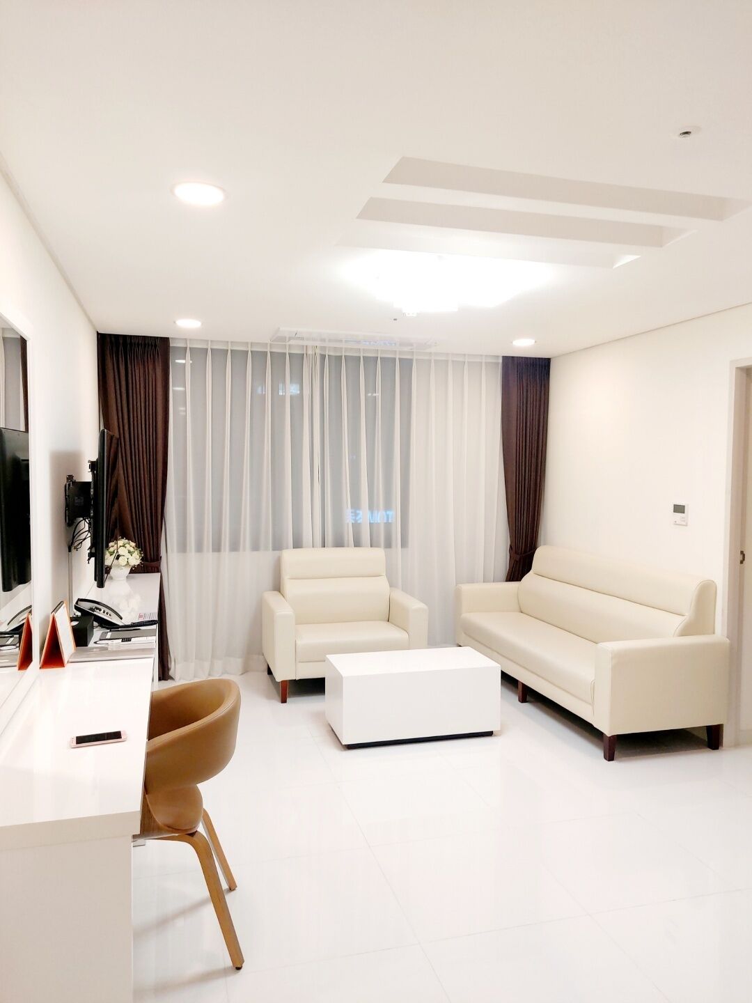 行政套房 | 起居區 | 地暖系統