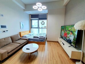 2 bedrooms, premium bedding, memory-foam beds, soundproofing