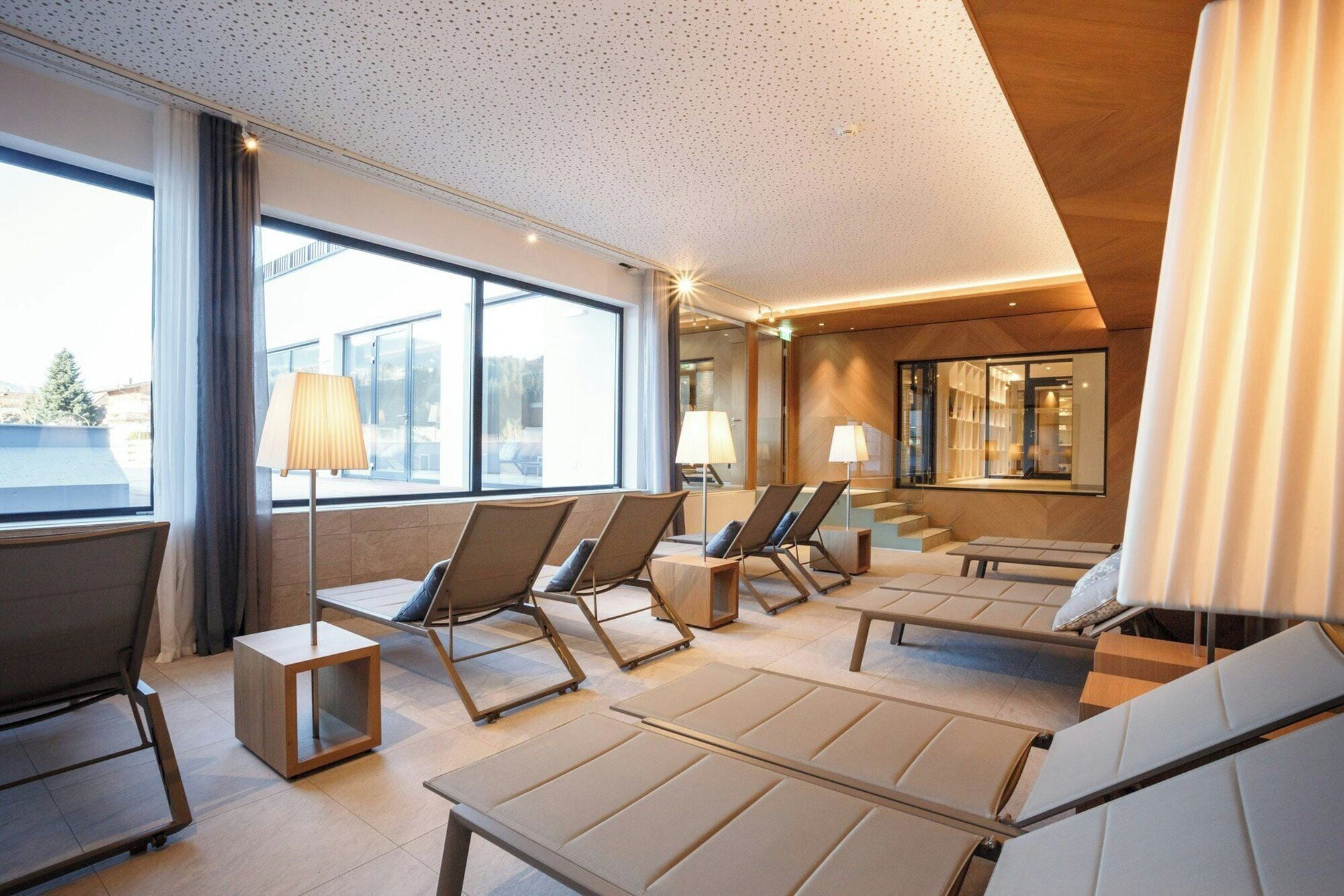 Sauna, steam room, body treatments, hydrotherapy, aromatherapy