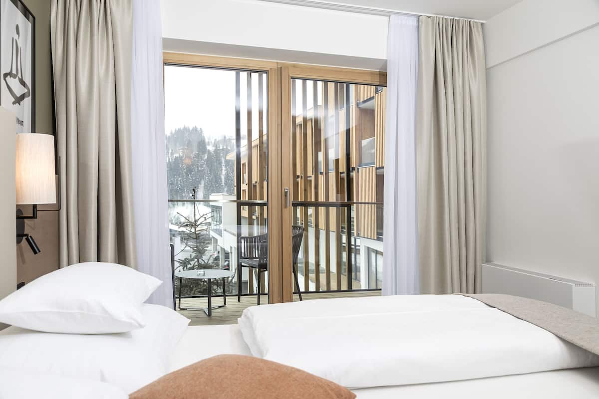 standard double or twin room, 1 bedroom, balcony, mountain view | 1 bedroom, in-room safe, desk, blackout curtains