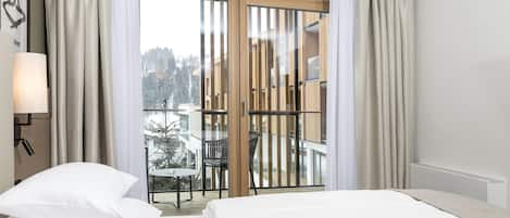 Standard Double or Twin Room, 1 Bedroom, Balcony, Mountain View | Hypo-allergenic bedding available, in-room safe, desk, blackout drapes