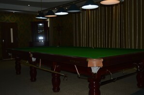 Billiards - Land Hotel (Ulaanbaatar)