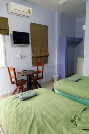 Triple Room | Room amenity - PT House Resort (Rayong)