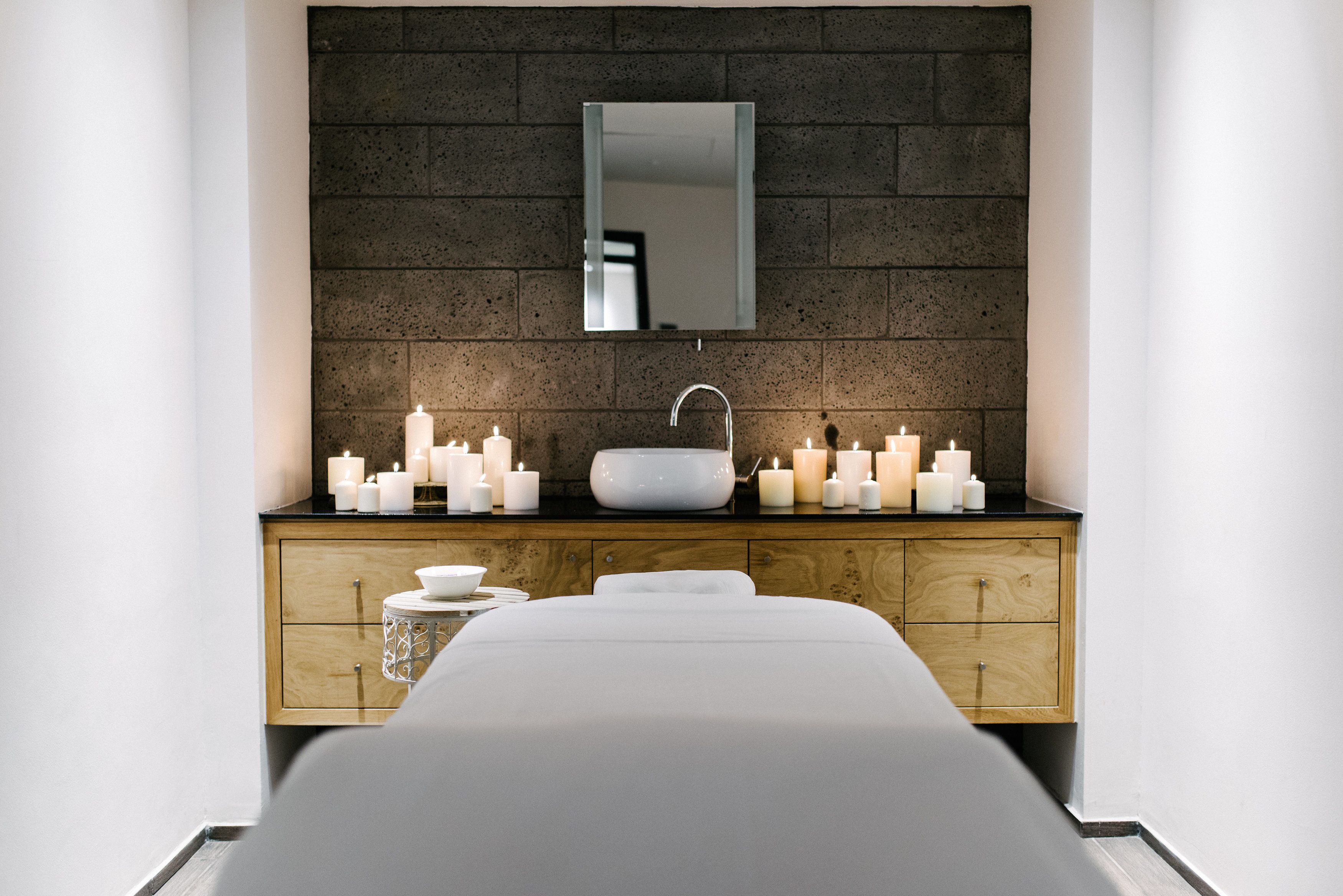 couples treatment room(s), sauna, hot tub, body treatments