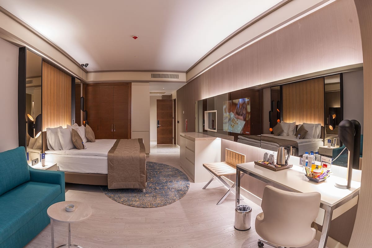 Junior Double Room