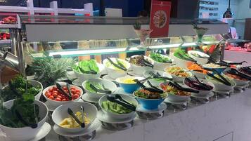 Desayuno buffet incluido todos los días